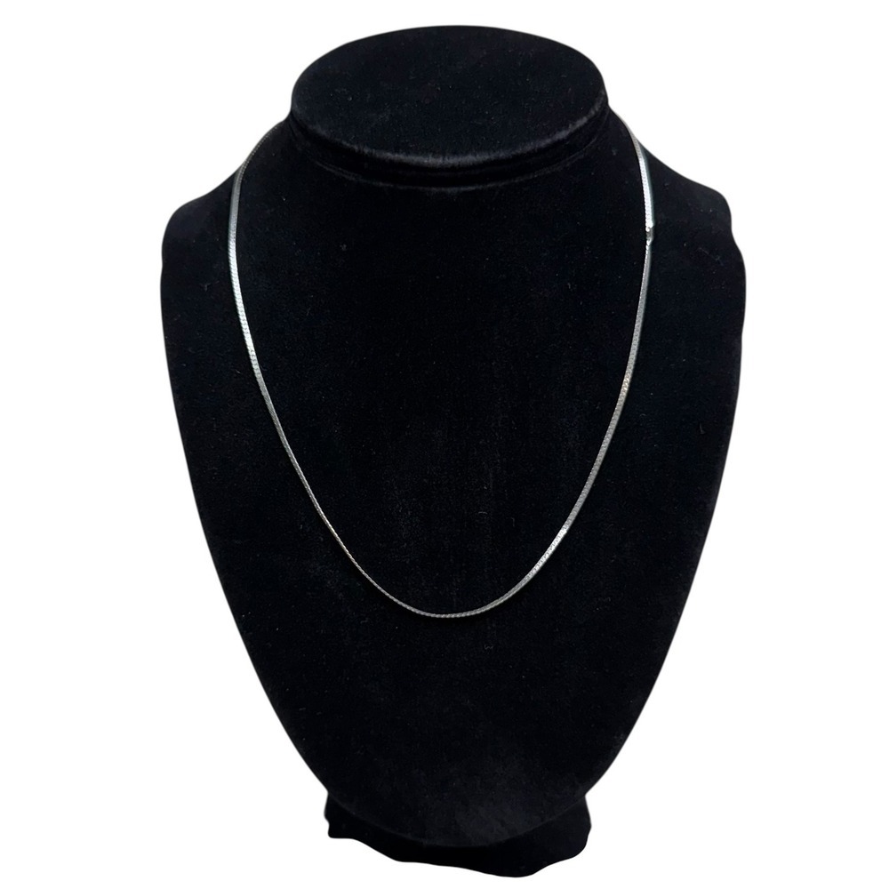 Sarah Coventry Sterling Silver Herringbone Chain Necklace Danity Jewelry 8.5 in